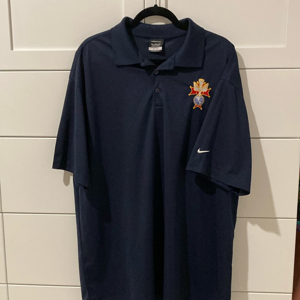Nike Golf Dri Fit shirt
Size 2 XL men’s